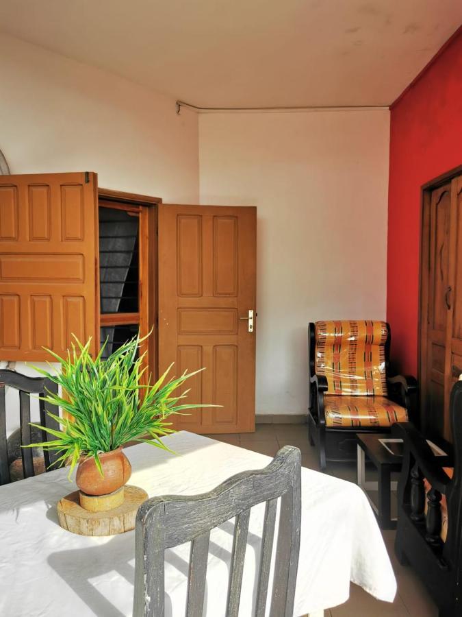 La Maison De Canelya Cotonou Buitenkant foto